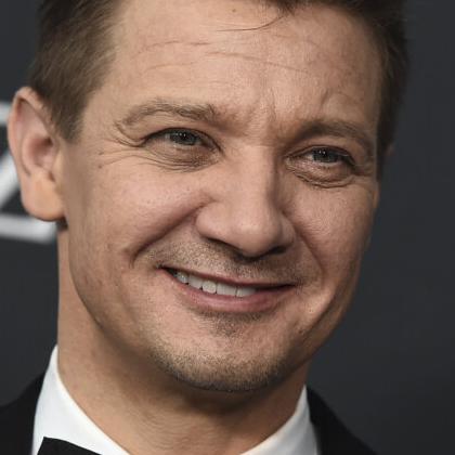 Jeremy Renner: discharged from the hospital